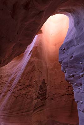 Wind Pebble Canyon Light Chamber